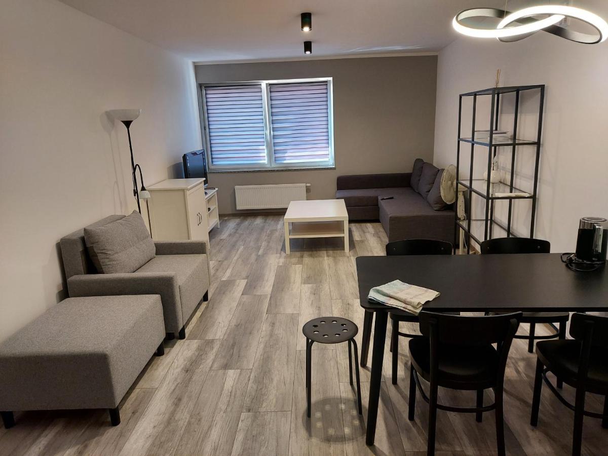 Uroczy Apartament W Scislym Centrum Gizycka Giżycko Eksteriør billede