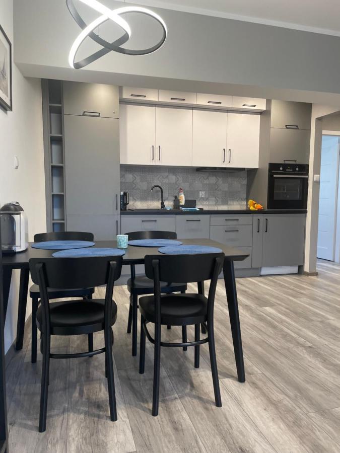 Uroczy Apartament W Scislym Centrum Gizycka Giżycko Eksteriør billede