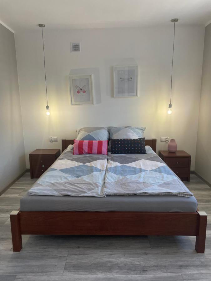 Uroczy Apartament W Scislym Centrum Gizycka Giżycko Eksteriør billede